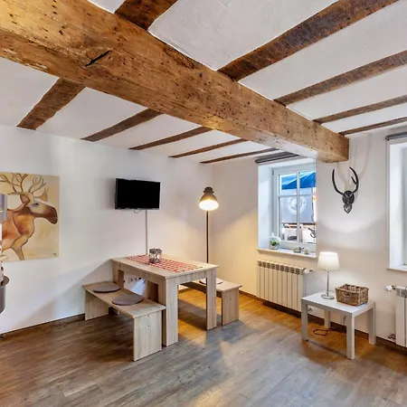 1 Apartment