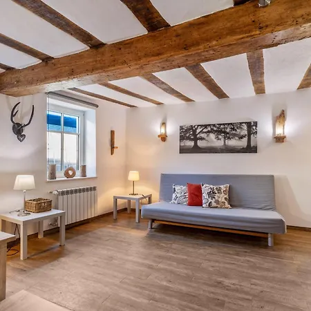 1 Apartment